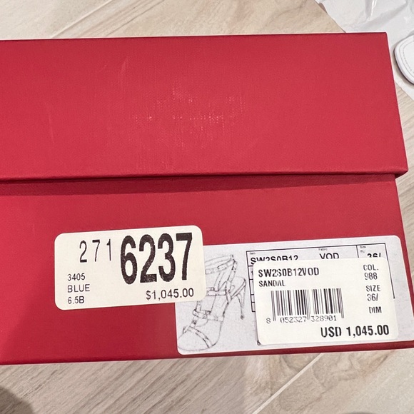 Brand New Valentino 70mm - Picture 3 of 5